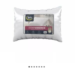 White Downessence Pillow